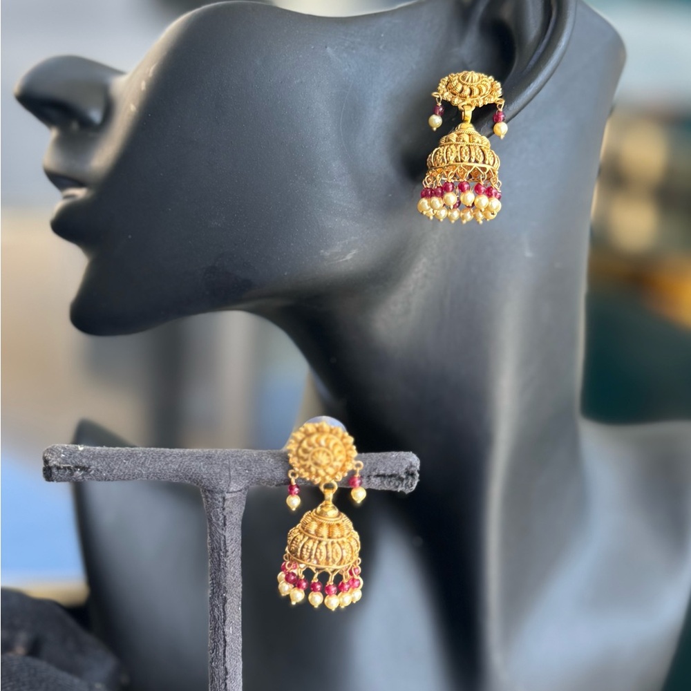 22k gold jhumki earrings